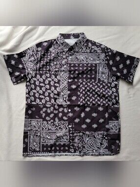T.J.Maxx Black Short-Sleeve Bandana Print Button-Down Shirt